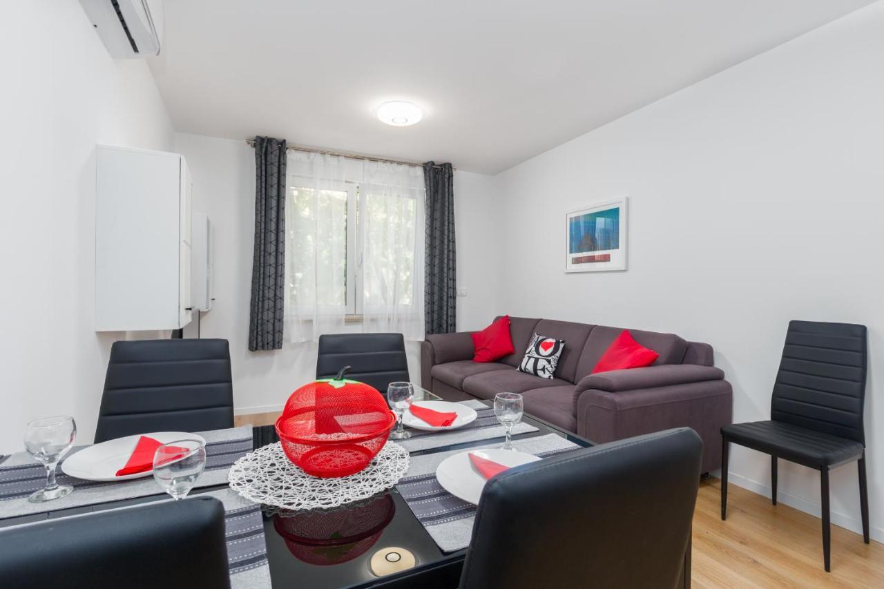 Apartma Center Sea *